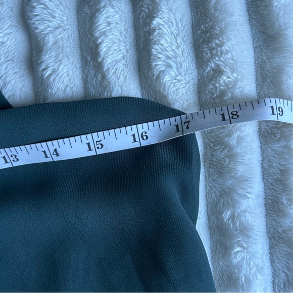 Twik Womens Medium Dark Green Airy Tank Top - Picture 4 of 6